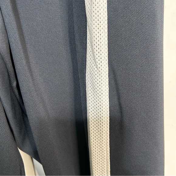 Under Armour Men’s XXL Gray Athletic Performance Tapered Leg Casual Pants NWT - Picture 4 of 12